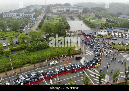 Changsha, China. Mai 2021. Die Menschen verabschieden sich vom Vater des Hybrid-Reis-Akademikers Yuan Longping, der am 22. Mai 2021 im Alter von 91 Jahren in Changsha, Hunan, China, verstorben ist.(Foto: TPG/cnsphotos) Quelle: TopPhoto/Alamy Live News Stockfoto