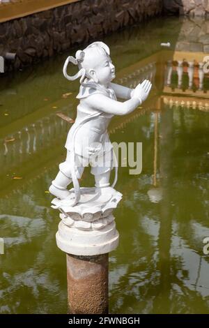 budai in Vinh trang Chua ist ein buddhistischer Tempel in der Nähe von My Tho in der Mekong-Delta-Region im Süden Vietnams. Es ist einer der bekanntesten Tempel in der r Stockfoto