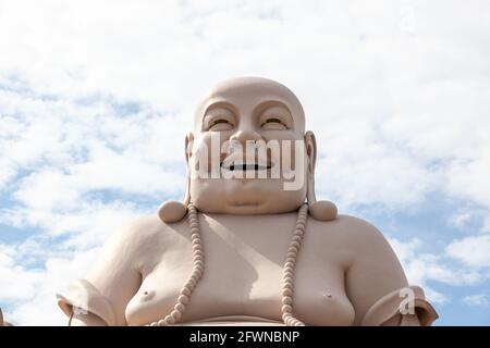 budai in Vinh trang Chua ist ein buddhistischer Tempel in der Nähe von My Tho in der Mekong-Delta-Region im Süden Vietnams. Es ist einer der bekanntesten Tempel in der r Stockfoto