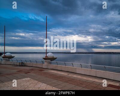 Blick auf den Lake Monona von der Monona Terrace Community und dem Convention Center in Madison, Wisconsin Stockfoto