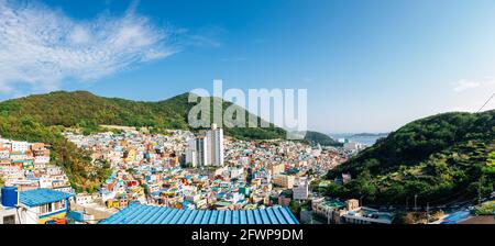 Panoramablick auf das Gamcheon Kulturdorf in Busan, Korea Stockfoto