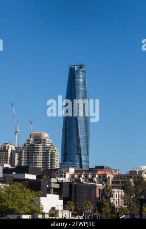 Blick auf das Passagierterminal und das Crown Sydney Hotel Resort vom Circular Quay, Sydney, Australien Stockfoto