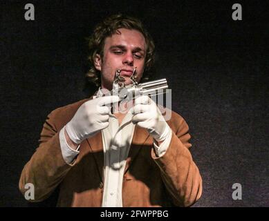 London Großbritannien Montag 24 Mai 2021 Bonham's Antique Arms and Armor Sale, ein 88-biger Flintlock-Siebentropfen-Kastenrevolver mit Pfefferschachtel von John Twigg London um 1781-87 £15000 zu £ 18000 Paul Quezada-Neiman/Alamy Live News Stockfoto