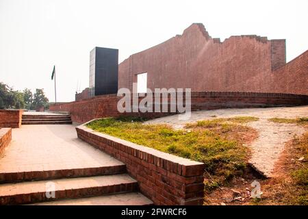 Die Architektur der Märtyrer-Intellektuellen Memorial I hat dieses Bild am 5. Dezember 2020 vom Märtyrer-Intellektuellen-Memorial Rayer Bazar, Dhaka, aufgenommen Stockfoto