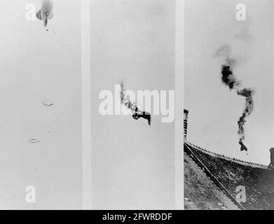 Ein amerikanischer Beobachtungsballon, der während des Ersten Weltkriegs direkte Treffer von einem deutschen Flugzeug erhielt. Das Foto links zeigt die beiden Beobachter, die mit dem Fallschirm absteigen; das Foto in der Mitte zeigt den in Flammen stehenden Ballon und den rechten, der zu Boden stürzt. Stockfoto