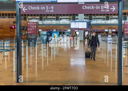 Check-in-Halle des neuen Flughafens Berlin Brandenburg Stockfoto