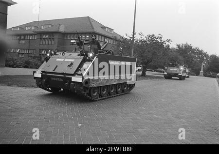 Nouveautes präsentiert bei der Royal Military Police in Apeldoorn; der neue gepanzerte Raupenpanzer M113A1, 28. Oktober 1975, Armee, Polizei, Fahrzeuge, Niederlande, Foto der Presseagentur des 20. Jahrhunderts, zu erinnerende Nachrichten, Dokumentarfilm, historische Fotografie 1945-1990, visuelle Geschichten, Menschliche Geschichte des zwanzigsten Jahrhunderts, Momente in der Zeit festzuhalten Stockfoto