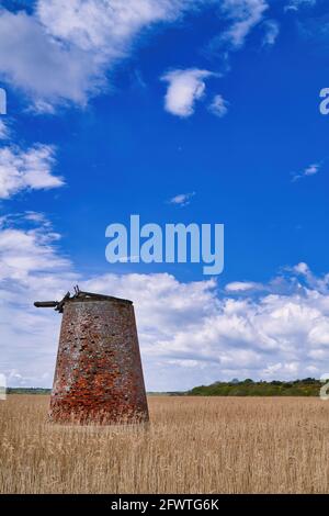 Alte Wasserpumpe Windmühle, Walberswick Sümpfe, Suffolk Stockfoto