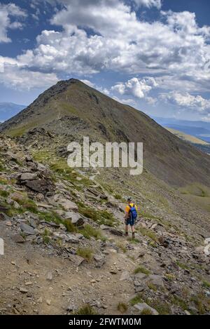 Petit Peric vom Pass zwischen den beiden Pic Perics (Capcir, Pyrenees-Orientales, Frankreich) Stockfoto