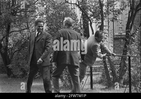 Ambonese Occupy Residenz des indonesischen Botschafters, Wassenaar, 31. August 1970, Berufe, Niederlande, Presseagentur des 20. Jahrhunderts, Foto, Nachrichten zum erinnern, Dokumentarfilm, historische Fotografie 1945-1990, visuelle Geschichten, Menschliche Geschichte des zwanzigsten Jahrhunderts, Momente in der Zeit festzuhalten Stockfoto