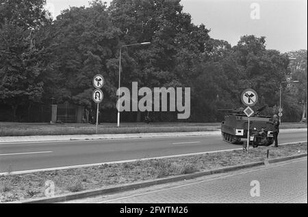 Ambonese Occupy Residenz des indonesischen Botschafters, Wassenaar, 31. August 1970, Berufe, Tanks, Niederlande, Foto der Presseagentur des 20. Jahrhunderts, zu erinnerende Nachrichten, Dokumentarfilm, historische Fotografie 1945-1990, visuelle Geschichten, Menschliche Geschichte des zwanzigsten Jahrhunderts, Momente in der Zeit festzuhalten Stockfoto