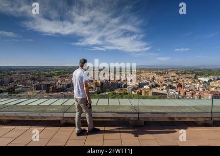 Blick von der Terrasse des Castell del Rei oder des Schlosses La Suda (Lleida, Katalonien, Spanien) ESP: Vistas desde la Terraza del Castillo del Rey o La Suda Stockfoto