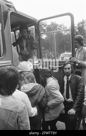 Evakuierung Lorentz-Pavillon aus Dennendal; Drechsel-Zeitevakuierung (32, 33), 3. Juli 1974, Räumungen, Niederlande, Presseagentur des 20. Jahrhunderts, Foto, Nachrichten zum erinnern, Dokumentarfilm, historische Fotografie 1945-1990, visuelle Geschichten, Menschliche Geschichte des zwanzigsten Jahrhunderts, Momente in der Zeit festzuhalten Stockfoto