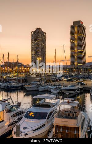 Port Olimpic Marina, Barcelona, Katalonien, Spanien Stockfoto