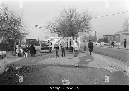 Portugal, Politik, Straßenszenen usw.; Slum in Lissabon, Februar 11, 1975, POLITIK, Niederlande, 20. Jahrhundert Presseagentur Foto, Nachrichten zu erinnern, Dokumentarfilm, historische Fotografie 1945-1990, visuelle Geschichten, Menschliche Geschichte des zwanzigsten Jahrhunderts, Momente in der Zeit festzuhalten Stockfoto