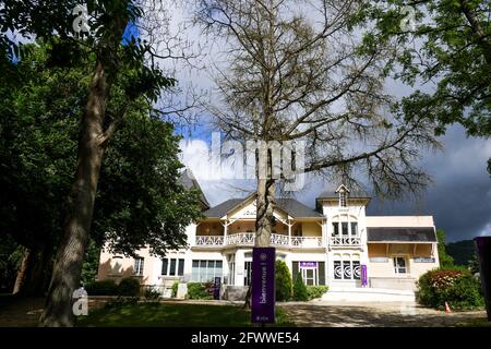 Casino, Santenay, Burgund, Region Bourgogne-Franche-Comté, Frankreich Stockfoto