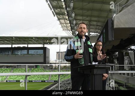 Austin, TX, USA, Mai 24 2021: Beamte des FC Austin und Bezirksrichter ANDY BROWN geben bekannt, dass die sinkenden Pandemiezahlen nächsten Monat eine Stadionkapazität von 100 % für das Eröffnungsspiel der Major League Soccer in Austin ermöglichen werden. Das Stadion wird am 16. Juni 2021 die US-Fußballnationalmannschaft der Frauen in einem Freundschaftsdienst mit Nigeria beherbergen. Kredit: Bob Daemmrich/Alamy Live Nachrichten Stockfoto