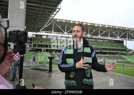 Austin, TX, USA, Mai 24 2021: Beamte des FC Austin und Bezirksrichter ANDY BROWN geben bekannt, dass die sinkenden Pandemiezahlen nächsten Monat eine Stadionkapazität von 100 % für das Eröffnungsspiel der Major League Soccer in Austin ermöglichen werden. Das Stadion wird am 16. Juni 2021 die US-Fußballnationalmannschaft der Frauen in einem Freundschaftsdienst mit Nigeria beherbergen. Kredit: Bob Daemmrich/Alamy Live Nachrichten Stockfoto