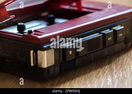 Walkman ® Kassetten-Player mit Retro-Musik Stockfoto