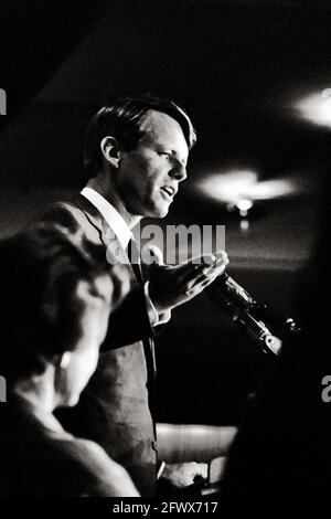 Robert F. Kennedy spricht in Los Angeles; 1968 Stockfoto