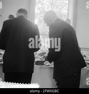 Eröffnung der neuen Munitionsfabrik in Zaandam durch seine Königliche Hoheit Prinz Bernhard, 18. Juli 1957, Eröffnung, Munitionsfabriken, Niederlande, 20 t Stockfoto