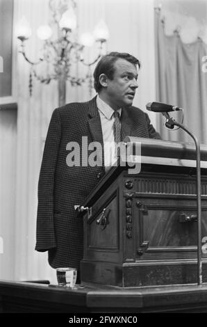 Radikale aus der KVP-Fraktion. Herr Van Mierlo (D66) sprach am 27. Februar 1968 im Unterhaus über Debatten, Politiker, Die Niederlande, 20. Jahrhundert p Stockfoto