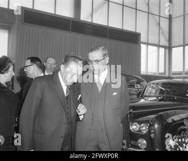 RAI eröffnet, Minister Van Aartsen und Bürgermeister Van Hall, 18. Februar 1965, Bürgermeister der Niederlande, 20. Jahrhundert Presseagentur Foto, Nachrichten zu erinnern, zu tun Stockfoto