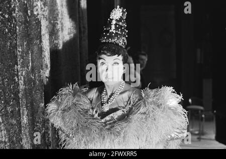 Silvestershow von Josephine Baker aufgenommen in Carre, 27. Dezember 1964, Shows, Niederlande, 20. Jahrhundert Presseagentur Foto, Nachrichten zu erinnern Stockfoto