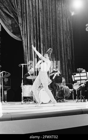 Silvestershow von Josephine Baker aufgenommen in Carre, 27. Dezember 1964, Shows, Niederlande, Foto der Presseagentur des 20. Jahrhunderts, News to remember, Stockfoto