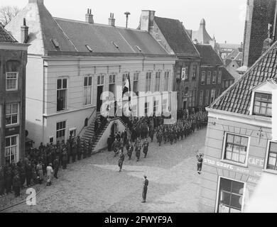 Regiment Schwere Infanterie Chasse bei Grave Major General C.D. Toet, 30. März 1951, INFANTERIE, REGIMENTER, Niederlande, Presseagentur des 20. Jahrhunderts, Foto, Nachrichten zum erinnern, Dokumentarfilm, historische Fotografie 1945-1990, visuelle Geschichten, Menschliche Geschichte des zwanzigsten Jahrhunderts, Momente in der Zeit festzuhalten Stockfoto