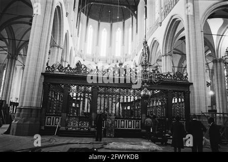 Restaurierung der Nieuwe Kerk in Amsterdam; innen- und Bronzechorwand, 6. Februar 1980, Kirchen, Restaurierungen, Niederlande, 20. Jahrhundert Presseagentur Foto, Nachrichten zu erinnern, Dokumentarfilm, historische Fotografie 1945-1990, visuelle Geschichten, Menschliche Geschichte des zwanzigsten Jahrhunderts, Momente in der Zeit festzuhalten Stockfoto