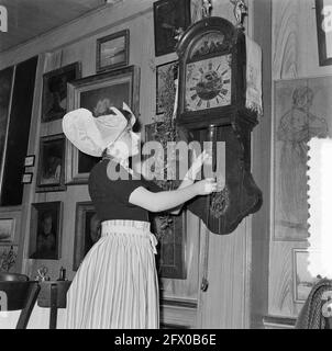 Volendam Serie, 8. Februar 1957, SERIE, Niederlande, 20. Jahrhundert Presseagentur Foto, Nachrichten zu erinnern, Dokumentarfilm, historische Fotografie 1945-1990, visuelle Geschichten, Menschliche Geschichte des zwanzigsten Jahrhunderts, Momente in der Zeit festzuhalten Stockfoto
