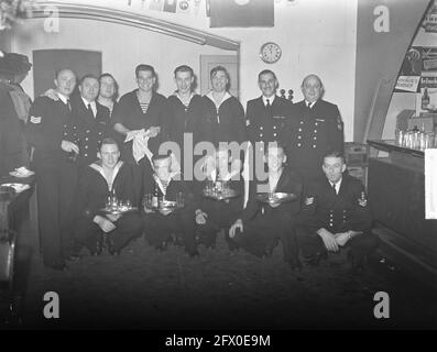 Saint Nicholkpartei Navy Kattenburg, 2. Dezember 1950, MARINIERS, Niederlande, 20. Jahrhundert Presseagentur Foto, Nachrichten zu erinnern, Dokumentarfilm, historische Fotografie 1945-1990, visuelle Geschichten, Menschliche Geschichte des zwanzigsten Jahrhunderts, Momente in der Zeit festzuhalten Stockfoto