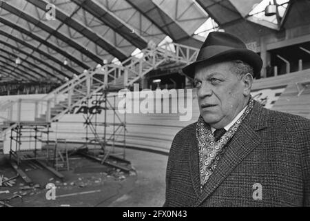 Sechs Tage. Herr Kurt Vyth auf der im Bau befindlichen Strecke in Amsterdam, 4. Dezember 1967, Radwegen, Niederlande, 20. Jahrhundert Presseagentur Foto, Nachrichten zu erinnern, Dokumentarfilm, historische Fotografie 1945-1990, visuelle Geschichten, Menschliche Geschichte des zwanzigsten Jahrhunderts, Momente in der Zeit festzuhalten Stockfoto