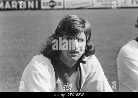 Ajax präsentiert A-Selection für die nächste Saison; Pim van Dord, 6. August 1974, Porträts, Fußball, Fußballspieler, Niederlande, Foto der Presseagentur des 20. Jahrhunderts, zu erinnerende Nachrichten, Dokumentarfilm, historische Fotografie 1945-1990, visuelle Geschichten, Menschliche Geschichte des zwanzigsten Jahrhunderts, Momente in der Zeit festzuhalten Stockfoto