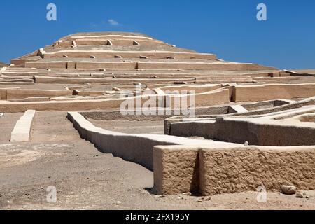 Nazca Pyramide in Cahuachi archäologische Stätte in der Nazca Wüste Von Peru Stockfoto