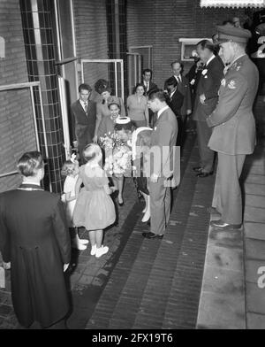 Königlicher Besuch im Delfter Hydrauliklabor, 25. Oktober 1960, Besuche, Niederlande, 20. Jahrhundert Presseagentur Foto, Nachrichten zu erinnern, Dokumentarfilm, historische Fotografie 1945-1990, visuelle Geschichten, Menschliche Geschichte des zwanzigsten Jahrhunderts, Momente in der Zeit festzuhalten Stockfoto