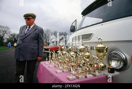 Whippet Racing im Andover Whippet Racing Club 1980 Stockfoto
