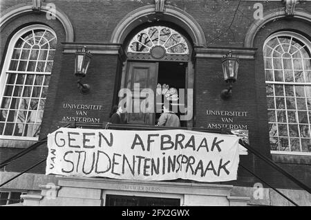 Maagdenhuis wieder besetzt im Zusammenhang mit Protest gegen Eingriff in Mitbestimmung, 25. April 1978, Besetzung, Niederlande, 20. Jahrhundert Presseagentur Foto, Nachrichten zu erinnern, Dokumentarfilm, historische Fotografie 1945-1990, visuelle Geschichten, Menschliche Geschichte des zwanzigsten Jahrhunderts, Momente in der Zeit festzuhalten Stockfoto