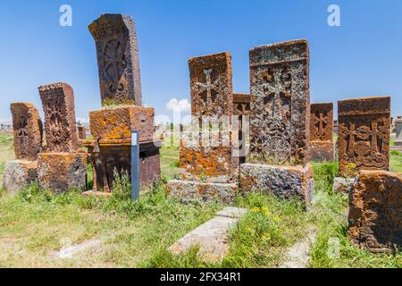 Steinkreuze bekannt als khachkars in der Nähe des Dorfes Noratus, Armenien Stockfoto