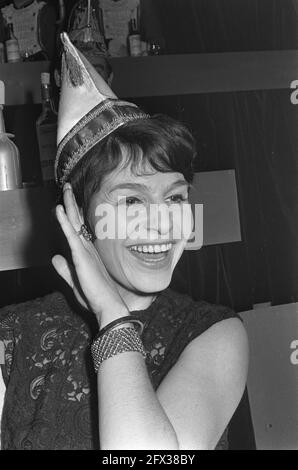 Mies Bouwman, Ehrenmitglied des Carnival Club De Knoerissen in Uden (NB), 17. Januar 1967, Karneval, Niederlande, 20. Jahrhundert Presseagentur Foto, Nachrichten zu erinnern, Dokumentarfilm, historische Fotografie 1945-1990, visuelle Geschichten, Menschliche Geschichte des zwanzigsten Jahrhunderts, Momente in der Zeit festzuhalten Stockfoto