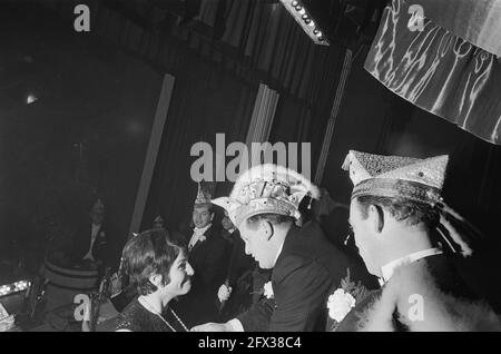 Mies Bouwman, Ehrenmitglied des Carnival Club De Knoerissen in Uden (NB), 17. Januar 1967, Karnevalsvereine, Niederlande, 20. Jahrhundert Presseagentur Foto, Nachrichten zu erinnern, Dokumentarfilm, historische Fotografie 1945-1990, visuelle Geschichten, Menschliche Geschichte des zwanzigsten Jahrhunderts, Momente in der Zeit festzuhalten Stockfoto