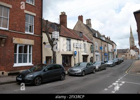 Beehive Inn in Grantham, der einzige Pub mit einem lebendigen Zeichen Stockfoto