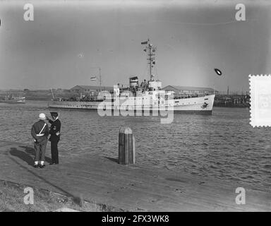 Den Helder Ankunft vier Minenfahrer aus Indonesien M801 Abraham Crynssen, M802 Abraham van der Hulst, M803 Jan van Gelder, M804 Pieter Florisz, 27. Oktober 1951, Häfen, Marine, Kriegsschiffe, Niederlande, Presseagentur des 20. Jahrhunderts, Foto, Nachrichten zu erinnern, Dokumentarfilm, historische Fotografie 1945-1990, visuelle Geschichten, Menschliche Geschichte des zwanzigsten Jahrhunderts, Momente in der Zeit festzuhalten Stockfoto