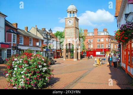 Uhrturm in Marktplatz, Chesham, Buckinghamshire, England, Vereinigtes Königreich Stockfoto