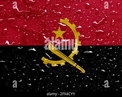 Flagge von Angola mit Regentropfen Stockfoto