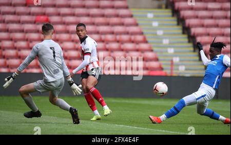 Sheffield, England, 24. Mai 2021. Kyron Gordon von Sheffield United beim Spiel der Professional Development League in der Bramall Lane, Sheffield. Bildnachweis sollte lauten: Simon Bellis/ Sportimage Stockfoto