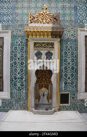 Türkei; Istanbul; Sultanahmet hat seinen Namen von der Sultanahmet Camil, der Blauen Moschee, und ist das Herz der Altstadt. Stockfoto