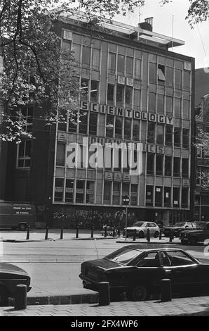 Außenansicht Scientology Duanetics (Kirche) auf der Nieuwe Zijds Voorburgwal in Amsterdam, 11. Mai 1984, Niederlande, Presseagentur des 20. Jahrhunderts, Foto, Nachrichten zum erinnern, Dokumentarfilm, historische Fotografie 1945-1990, visuelle Geschichten, Menschliche Geschichte des zwanzigsten Jahrhunderts, Momente in der Zeit festzuhalten Stockfoto