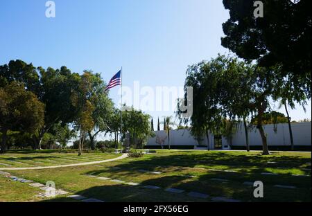 Fullerton, Kalifornien, USA 24. Mai 2021 EIN allgemeiner Blick auf die Atmosphäre des Loma Vista Memorial Park am 24. Mai 2021 in Fullerton, Kalifornien, USA. Foto von Barry King/Alamy Stockfoto Stockfoto